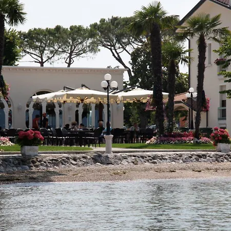 Lugana Parco Al シルミオーネ