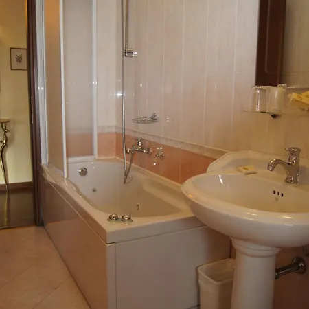 Otel Lugana Parco Al