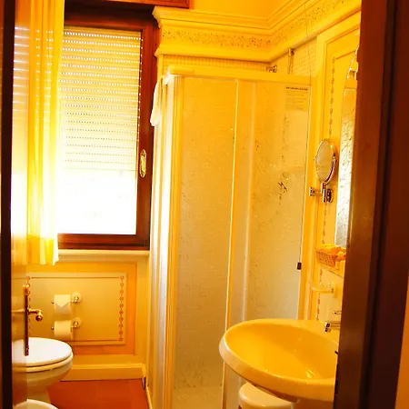 Otel Lugana Parco Al Sirmione