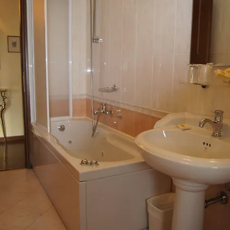 Otel Lugana Parco Al 3*