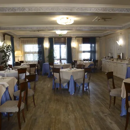 Otel Lugana Parco Al Sirmione