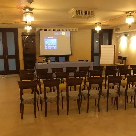 Otel Lugana Parco Al Sirmione