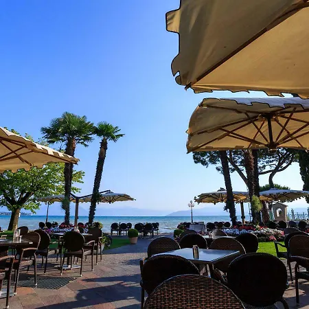 Otel Lugana Parco Al Sirmione