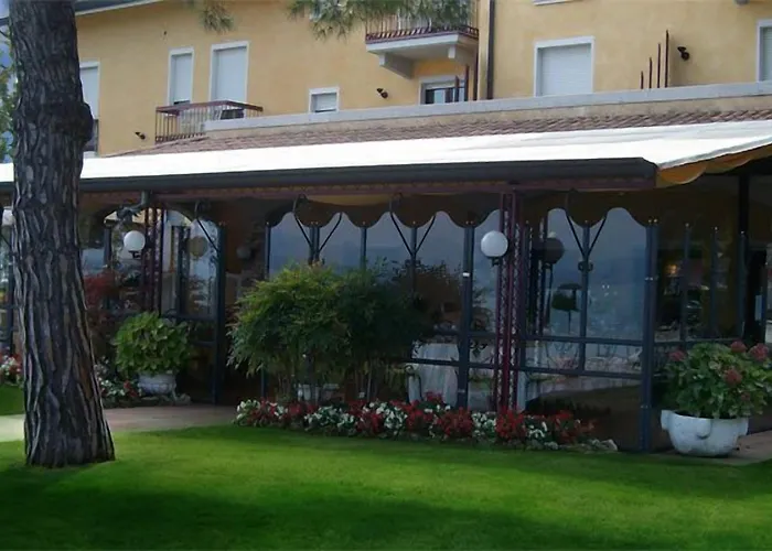 Ξενοδοχείο Lugana Parco Al 3*